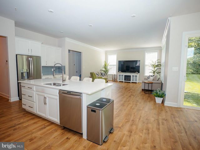 4811 KINGSFORD MANOR CT, Upper Marlboro, MD 20772