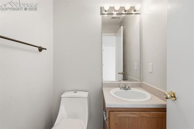 724 Prairie Star Circle, Colorado Springs, CO 80916