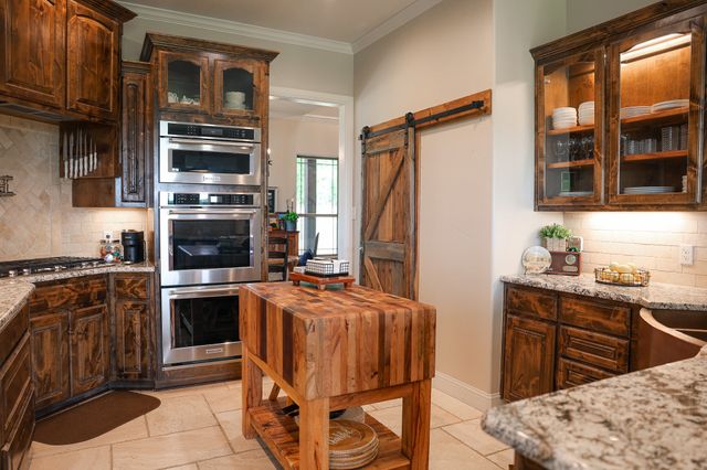 6085 County Road 146, Lipan, TX 76462