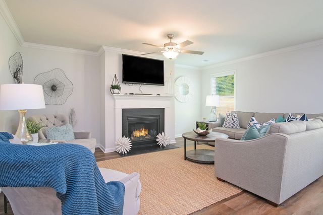 217 Central Creek Drive, Goose Creek, SC 29445