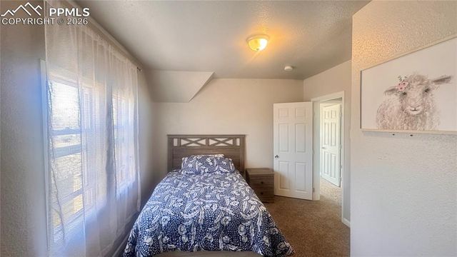 607 W 12th Street, Pueblo, CO 81003