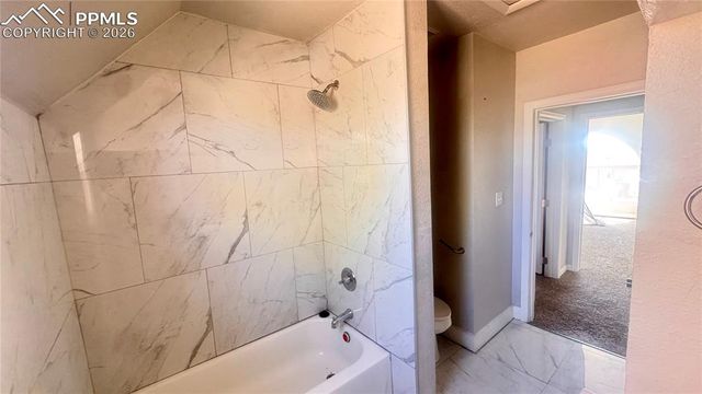 607 W 12th Street, Pueblo, CO 81003