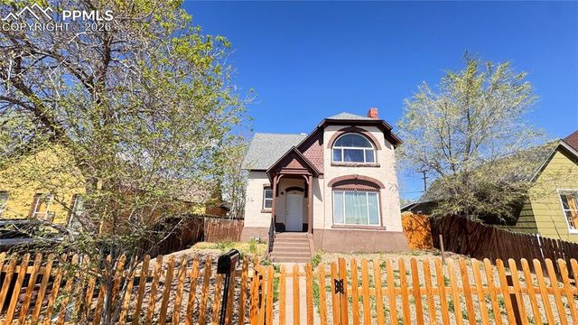 607 W 12th Street, Pueblo, CO 81003
