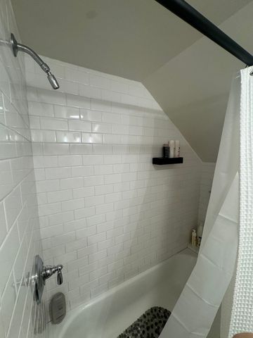 141 Chatham St 2, Lynn, MA 01902