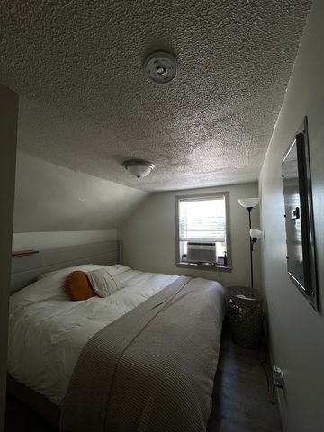 141 Chatham St 2, Lynn, MA 01902