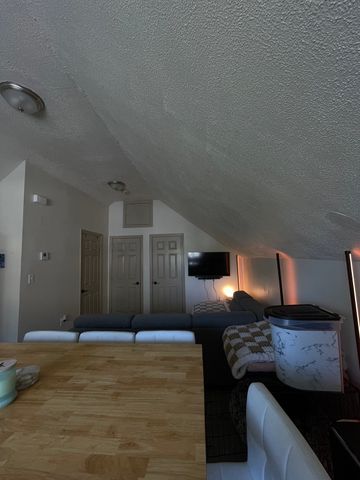 141 Chatham St 2, Lynn, MA 01902