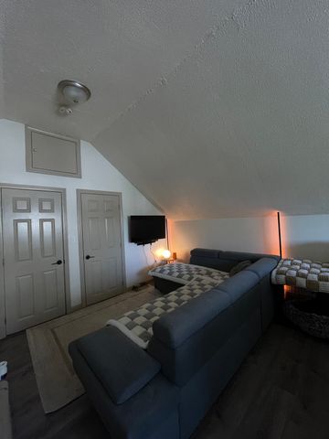 141 Chatham St 2, Lynn, MA 01902