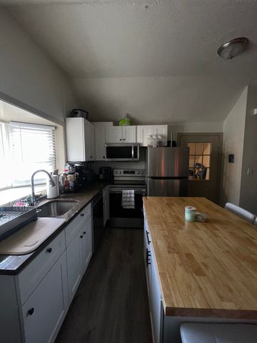 141 Chatham St 2, Lynn, MA 01902