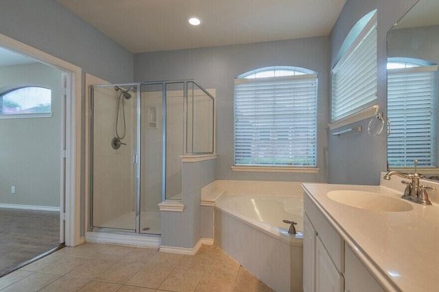 2056 Barret Drive, Frisco, TX 75033