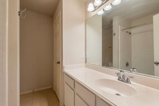 2056 Barret Drive, Frisco, TX 75033