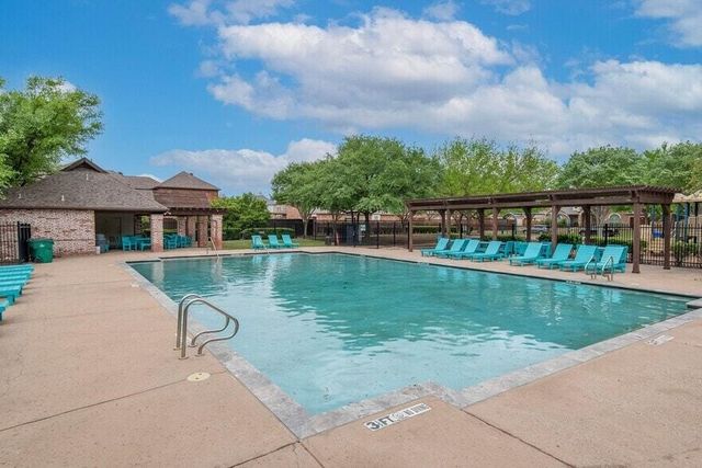 2056 Barret Drive, Frisco, TX 75033