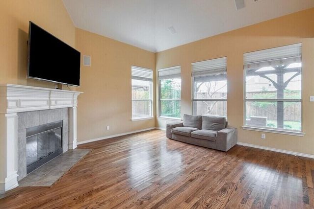 2056 Barret Drive, Frisco, TX 75033