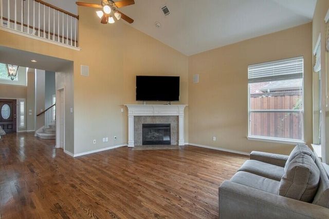 2056 Barret Drive, Frisco, TX 75033