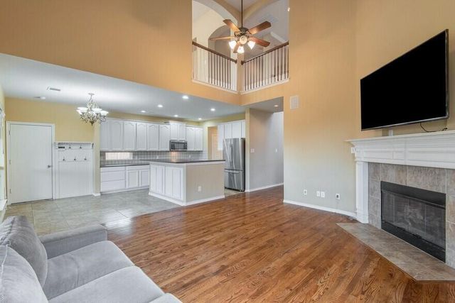 2056 Barret Drive, Frisco, TX 75033