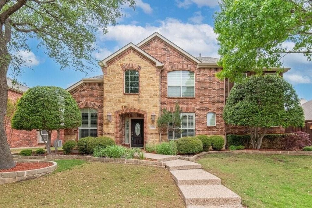 2056 Barret Drive, Frisco, TX 75033