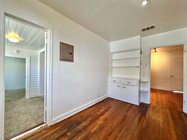 5207 Shoal Creek BLVD, Austin, TX 78756