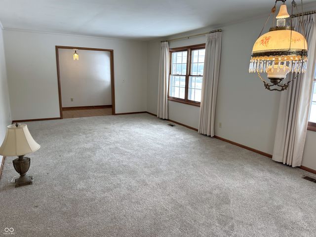 167 E 150 S, Crawfordsville, IN 47933