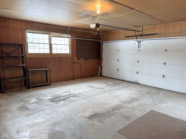 167 E 150 S, Crawfordsville, IN 47933