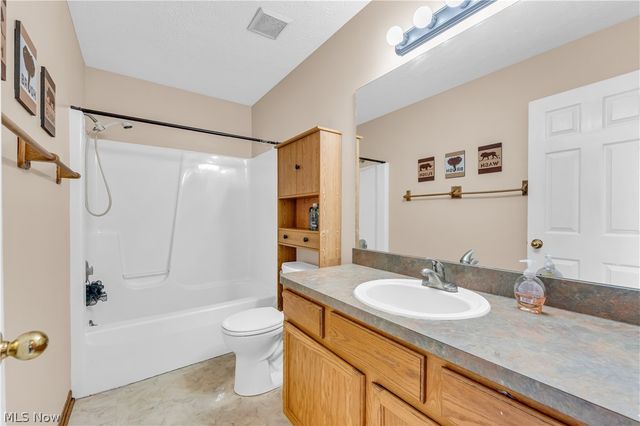 5181 Hanover Drive, Medina, OH 44256