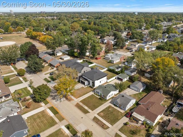 4102 Woodland Avenue, Royal Oak, MI 48073