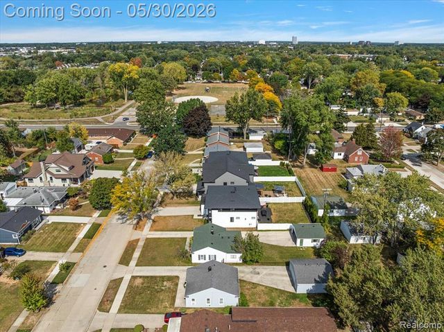 4102 Woodland Avenue, Royal Oak, MI 48073