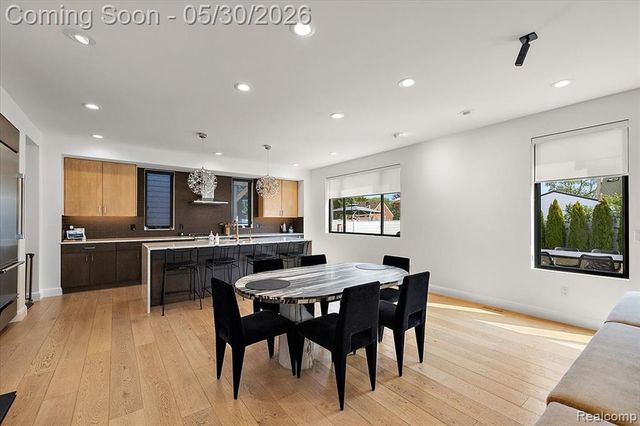 4102 Woodland Avenue, Royal Oak, MI 48073
