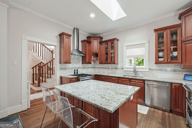 570 East Avenue NE, Atlanta, GA 30312