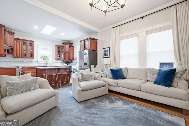 570 East Avenue NE, Atlanta, GA 30312