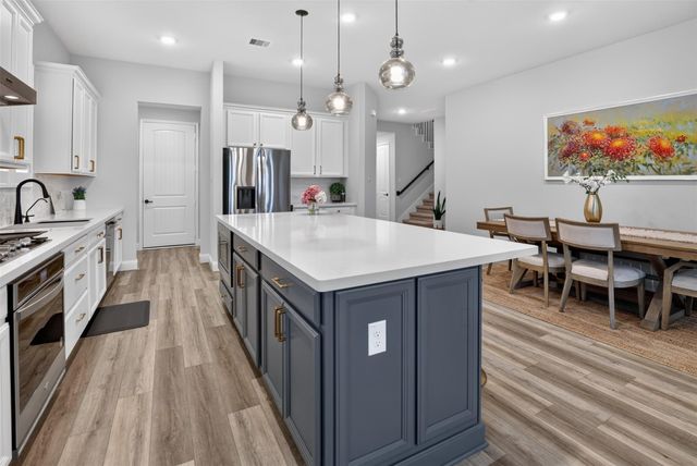 18207 W Shoreline Vista Lane, Cypress, TX 77433