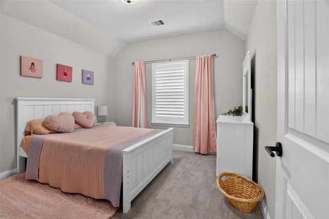 18207 W Shoreline Vista Lane, Cypress, TX 77433