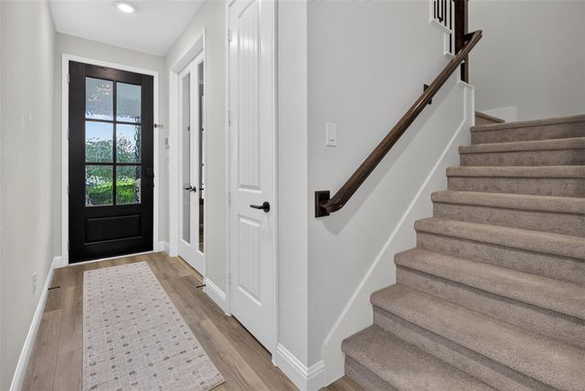 18207 W Shoreline Vista Lane, Cypress, TX 77433