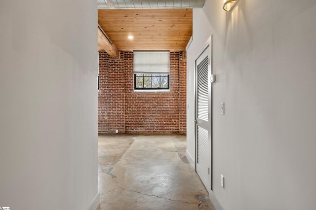 806 Green Avenue UNIT 102, Greenville, SC 29605