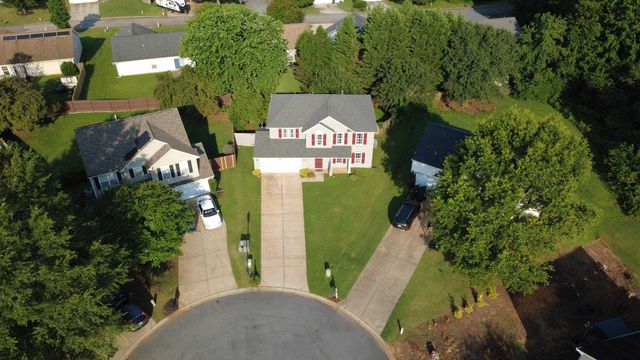 118 Moonshadow Court, Duncan, SC 29334