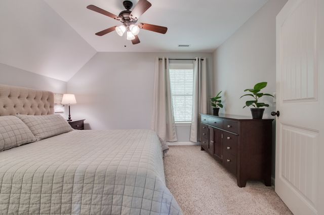 800 Harbor Dr, Lancaster, TN 38569