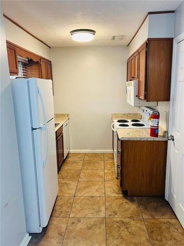 252 mill creek Pl, Roswell, GA 30076