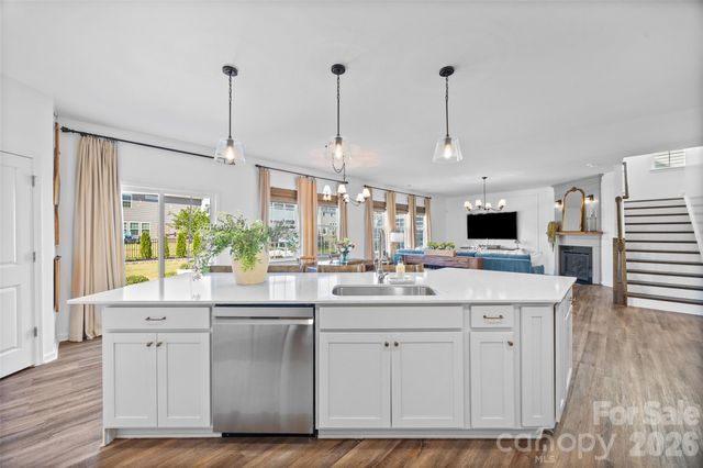 138 Lambeth Loop, Mooresville, NC 28115