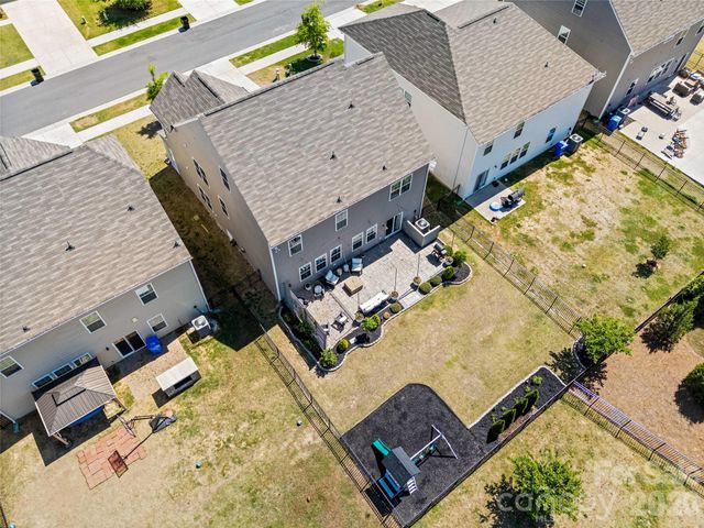 138 Lambeth Loop, Mooresville, NC 28115