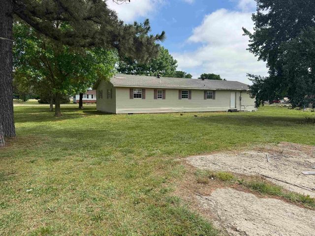 44 CR 146, Corning, AR 72422
