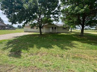 44 CR 146, Corning, AR 72422
