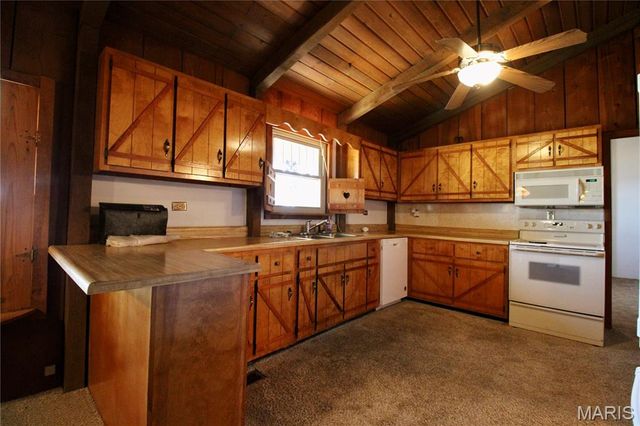 1364 Wayne 551, Williamsville, MO 63937