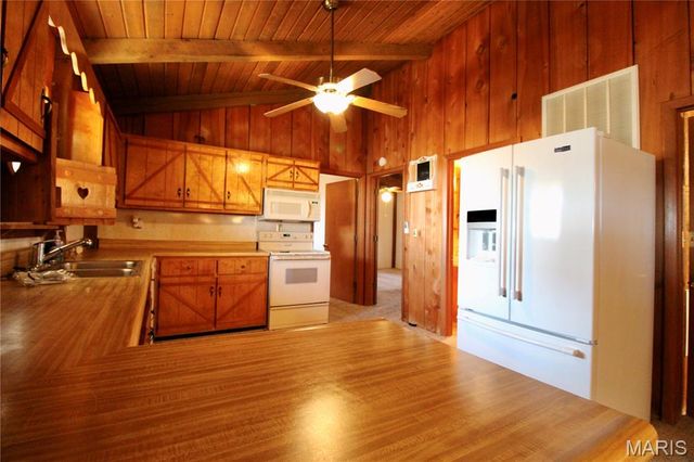 1364 Wayne 551, Williamsville, MO 63937