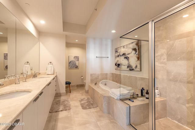 231 Riverside Dr Unit 2504, Holly Hill, FL 32117