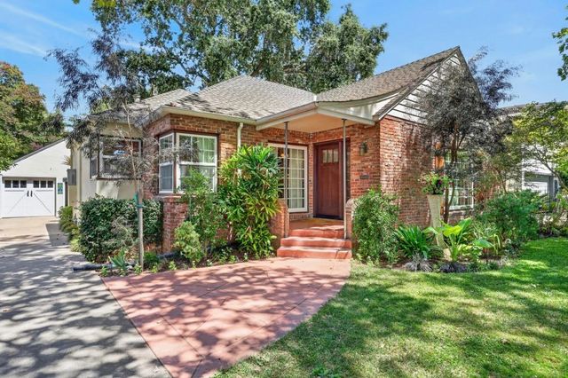 1621 10th Ave, Sacramento, CA 95818