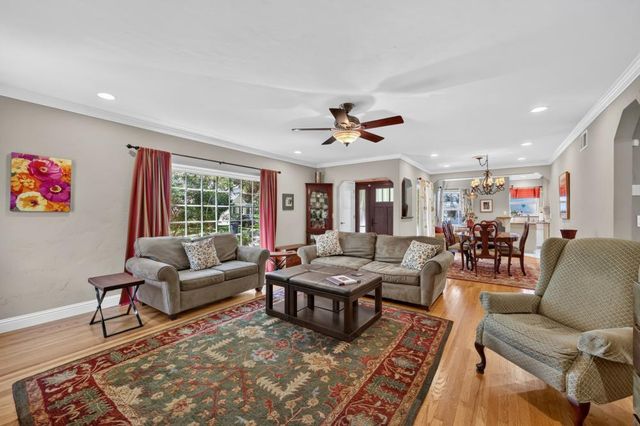 1621 10th Ave, Sacramento, CA 95818