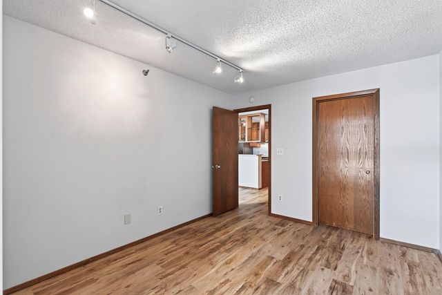 433 S 7th Street 2209, Minneapolis, MN 55415