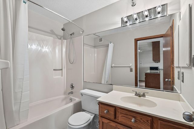 433 S 7th Street 2209, Minneapolis, MN 55415