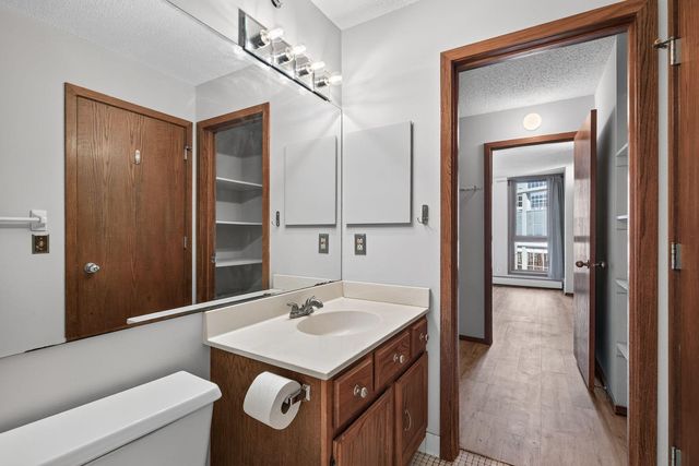 433 S 7th Street 2209, Minneapolis, MN 55415