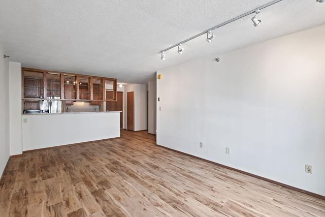 433 S 7th Street 2209, Minneapolis, MN 55415
