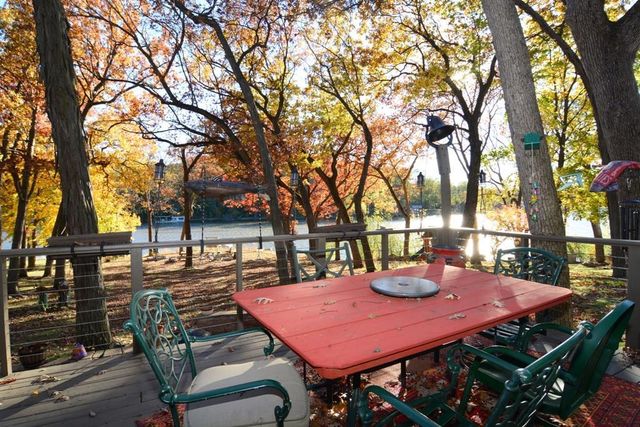 284 E Richardson Springs Road, Edgerton, WI 53534