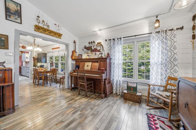 284 E Richardson Springs Road, Edgerton, WI 53534